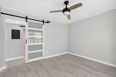 5055 N Beach Road Englewood FL 34223