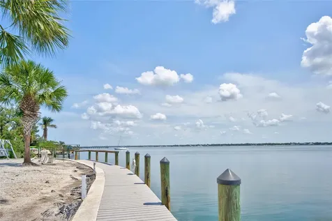 5055 N Beach Road Englewood FL 34223