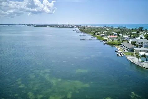 5055 N Beach Road Englewood FL 34223