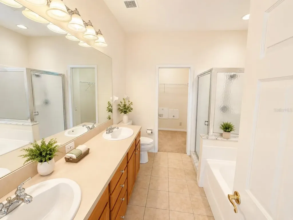 6648 83rd Avenue N Pinellas Park FL 33781