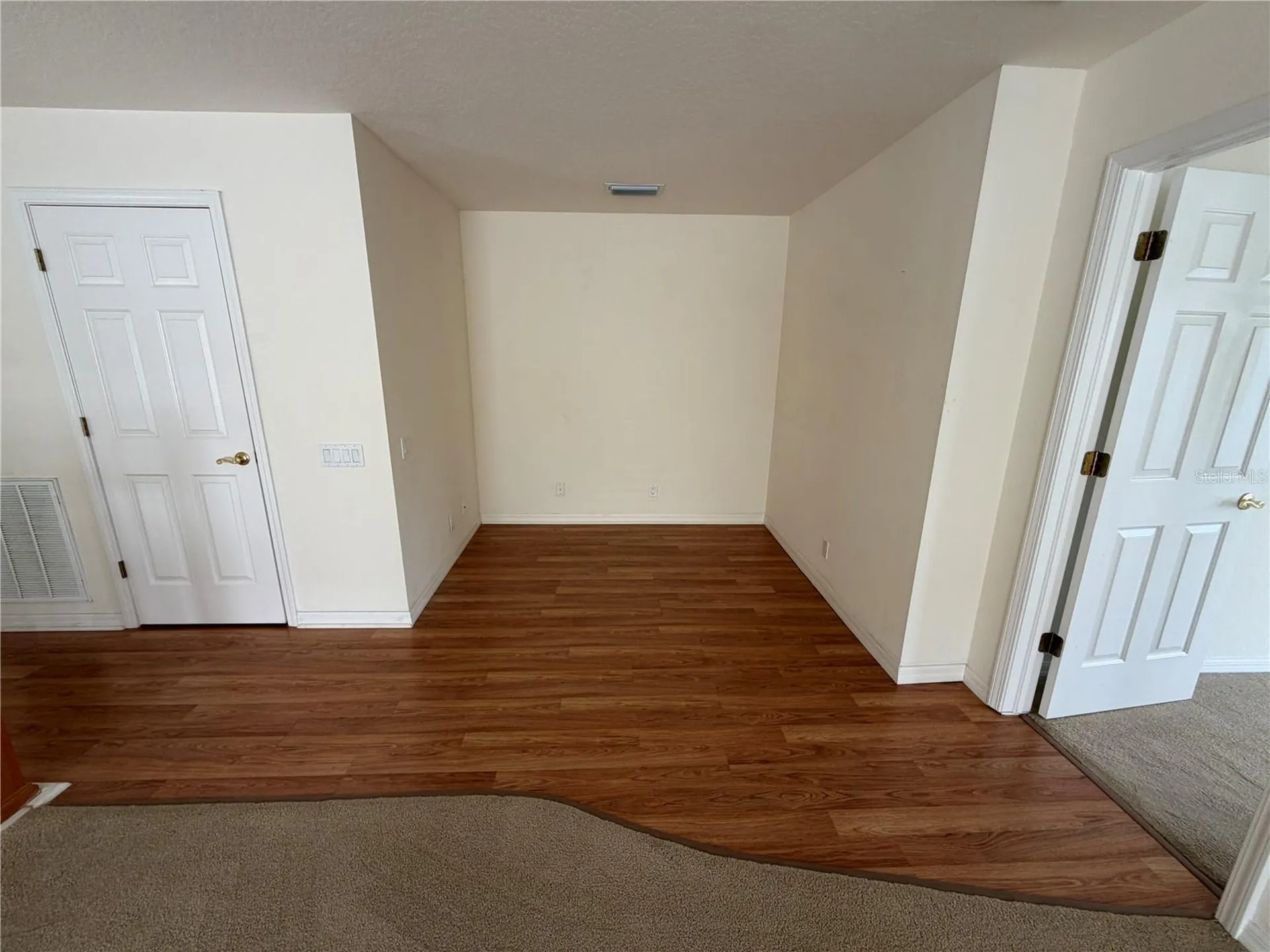 6648 83rd Avenue N Pinellas Park FL 33781