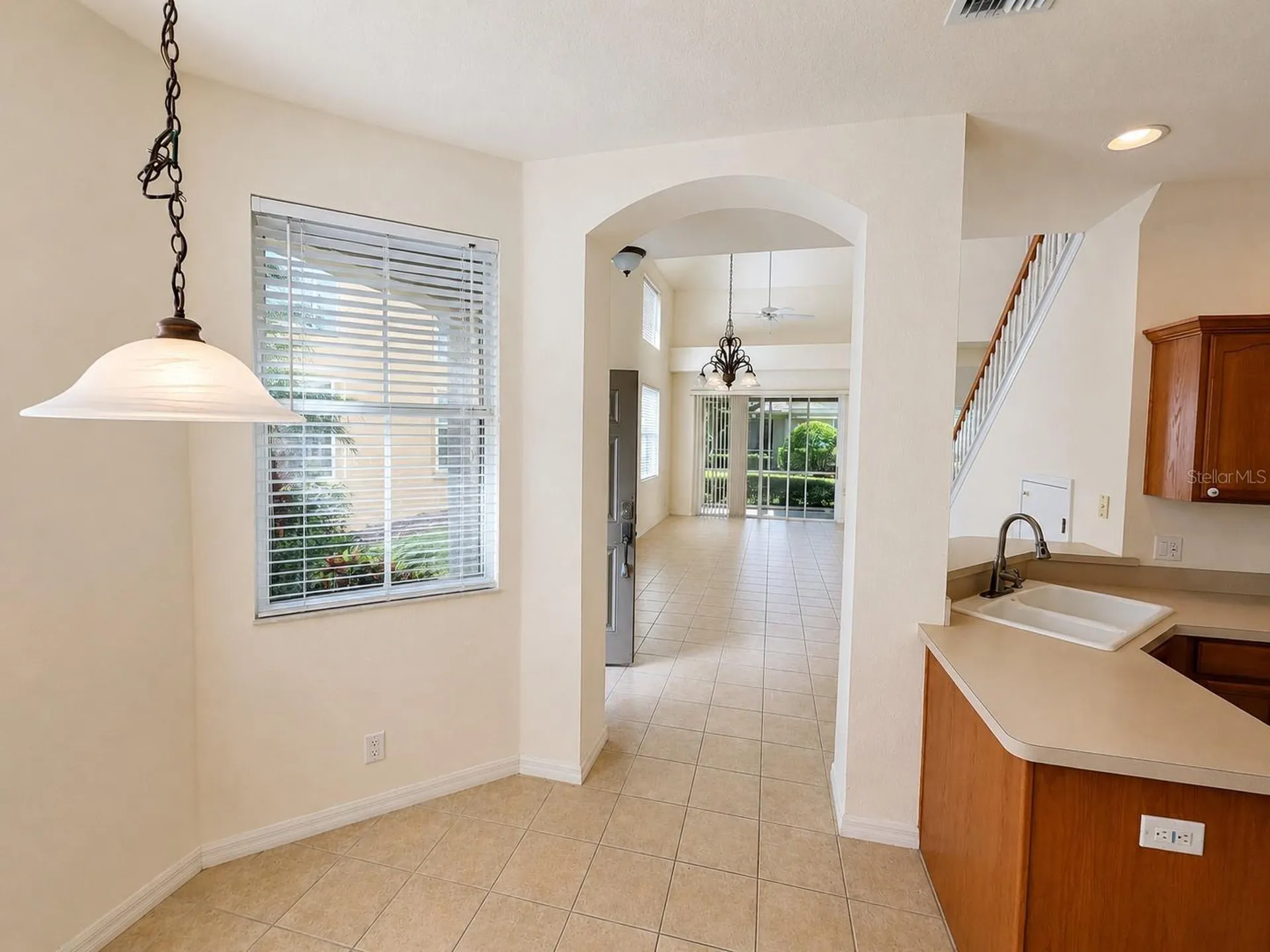 6648 83rd Avenue N Pinellas Park FL 33781
