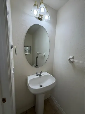 6648 83rd Avenue N Pinellas Park FL 33781