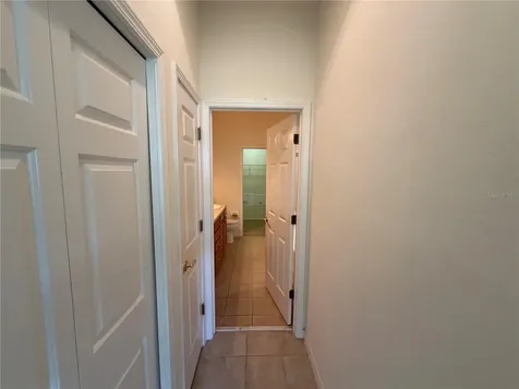 6648 83rd Avenue N Pinellas Park FL 33781