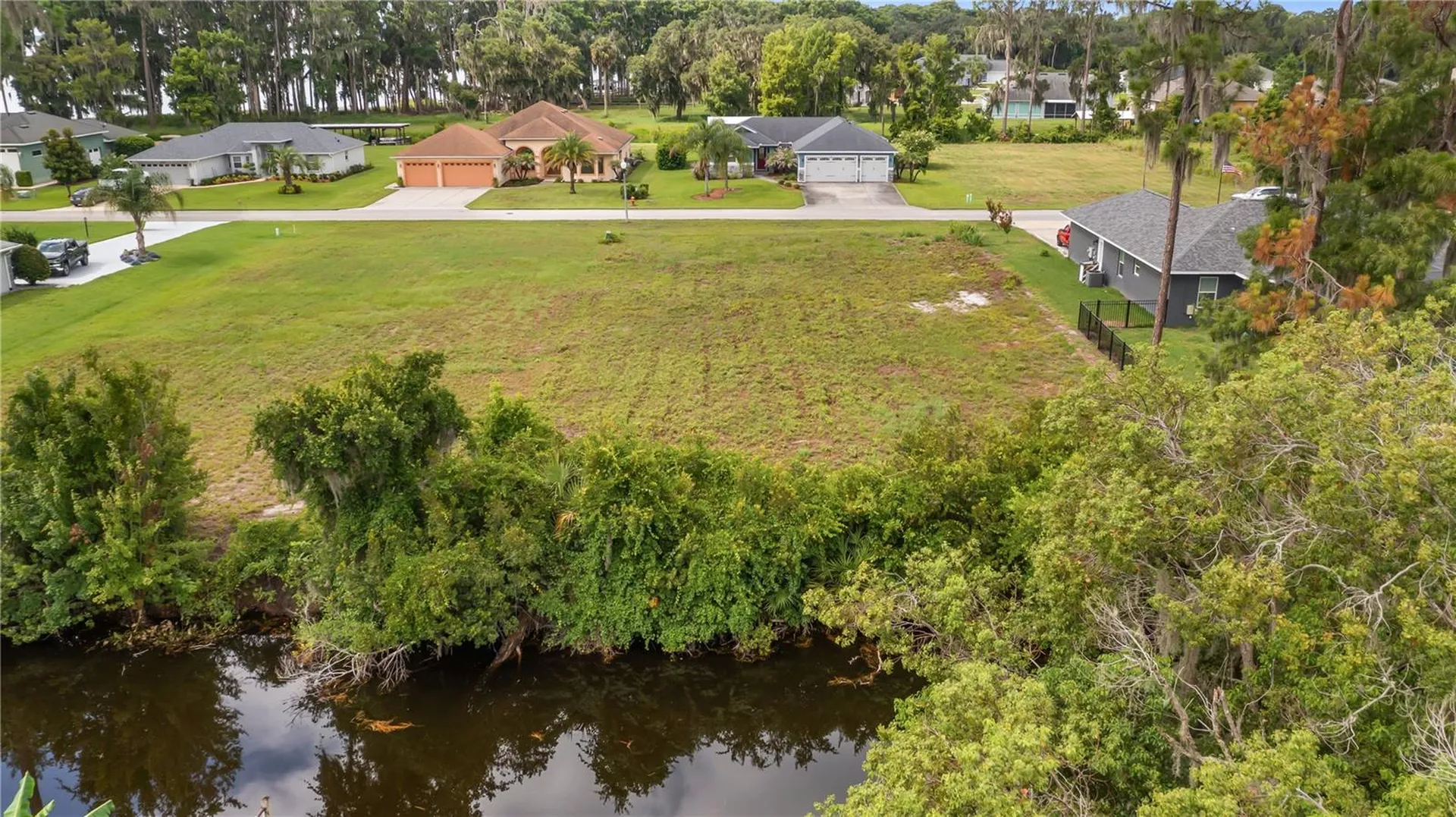 12045 Eagle Point Court Leesburg FL 34788