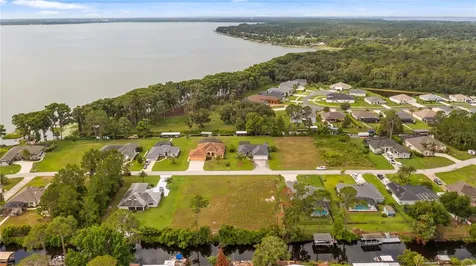 12045 Eagle Point Court Leesburg FL 34788