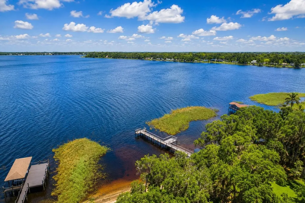 10460 Spring Lake Drive Clermont FL 34711