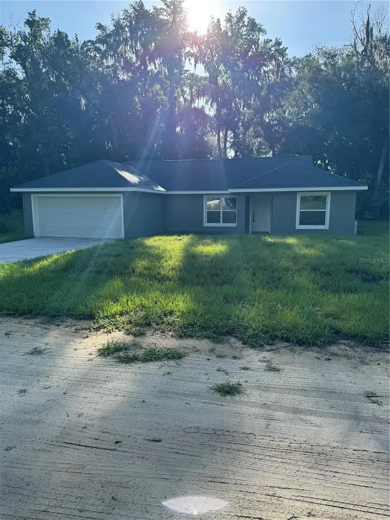 15045 SE 61 Court Summerfield FL 34491