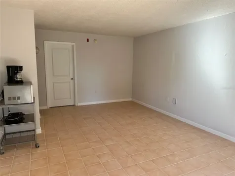 8421 S Orange Blossom Trail Orlando FL 32809