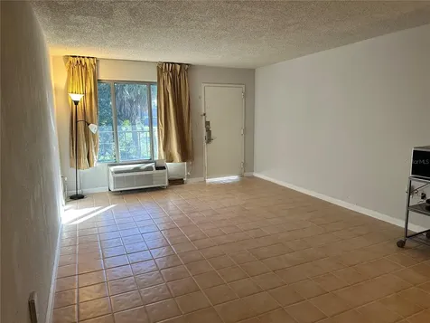 8421 S Orange Blossom Trail Orlando FL 32809