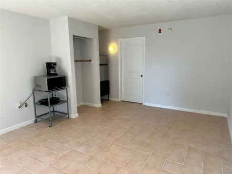 8421 S Orange Blossom Trail Orlando FL 32809