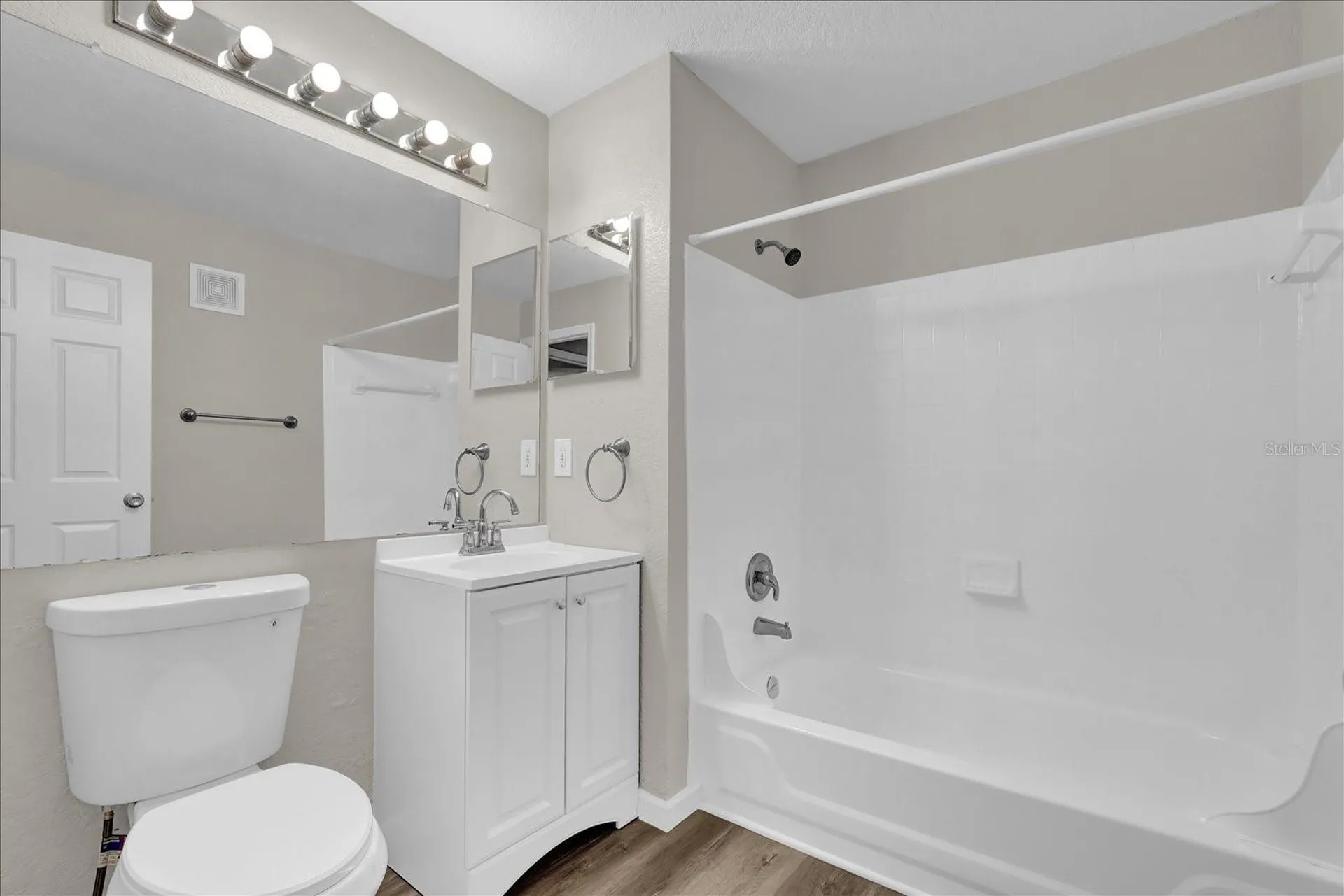 8915 Latrec Avenue Orlando FL 32819