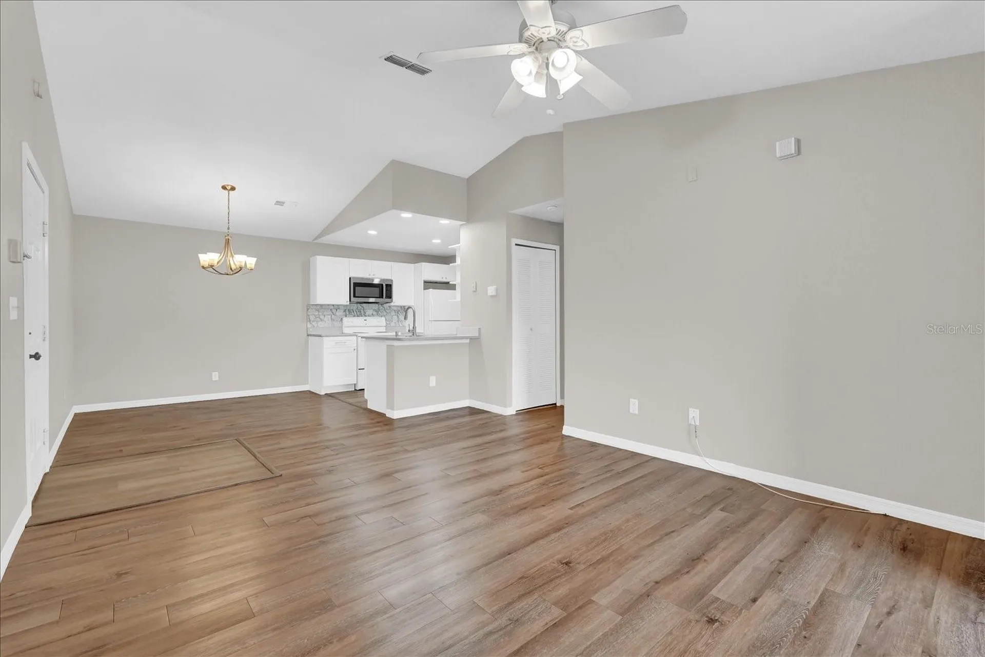 8915 Latrec Avenue Orlando FL 32819