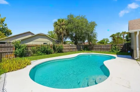 2406 Abalone Boulevard Orlando FL 32833