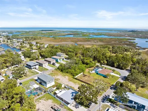 5041 Maplewood Hernando Beach FL 34607