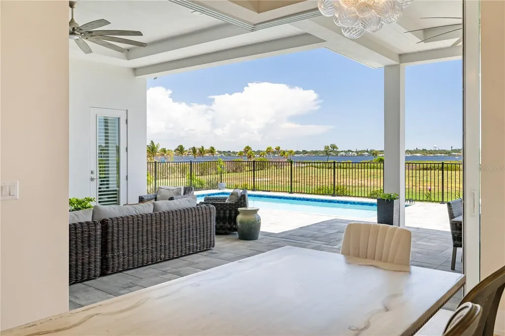 1905 4th Street E Palmetto FL 34221