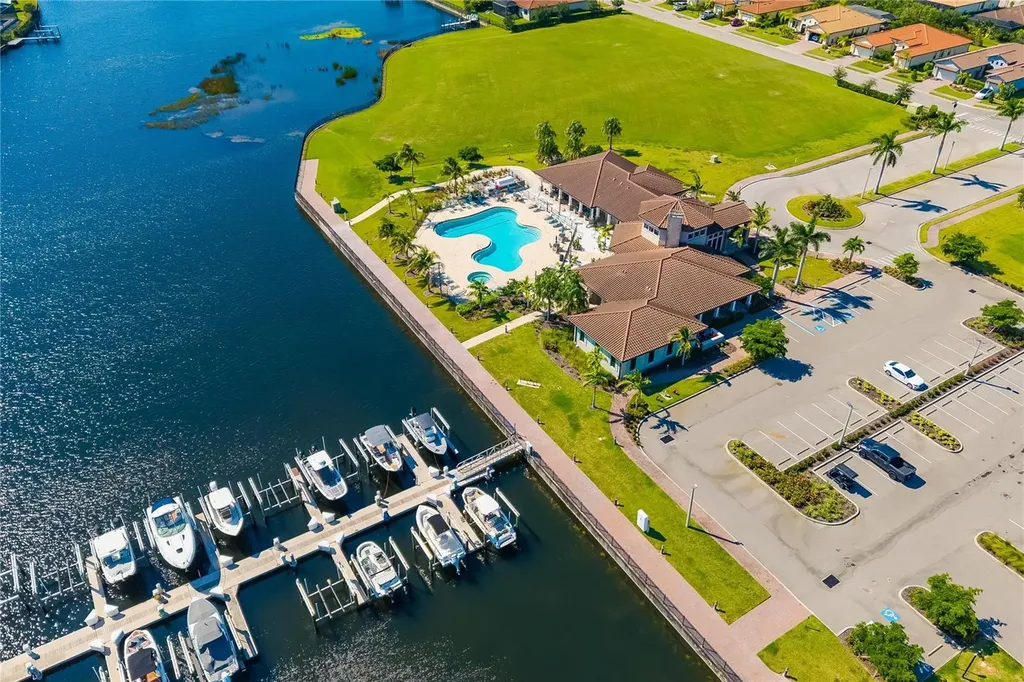 1905 4th Street E Palmetto FL 34221