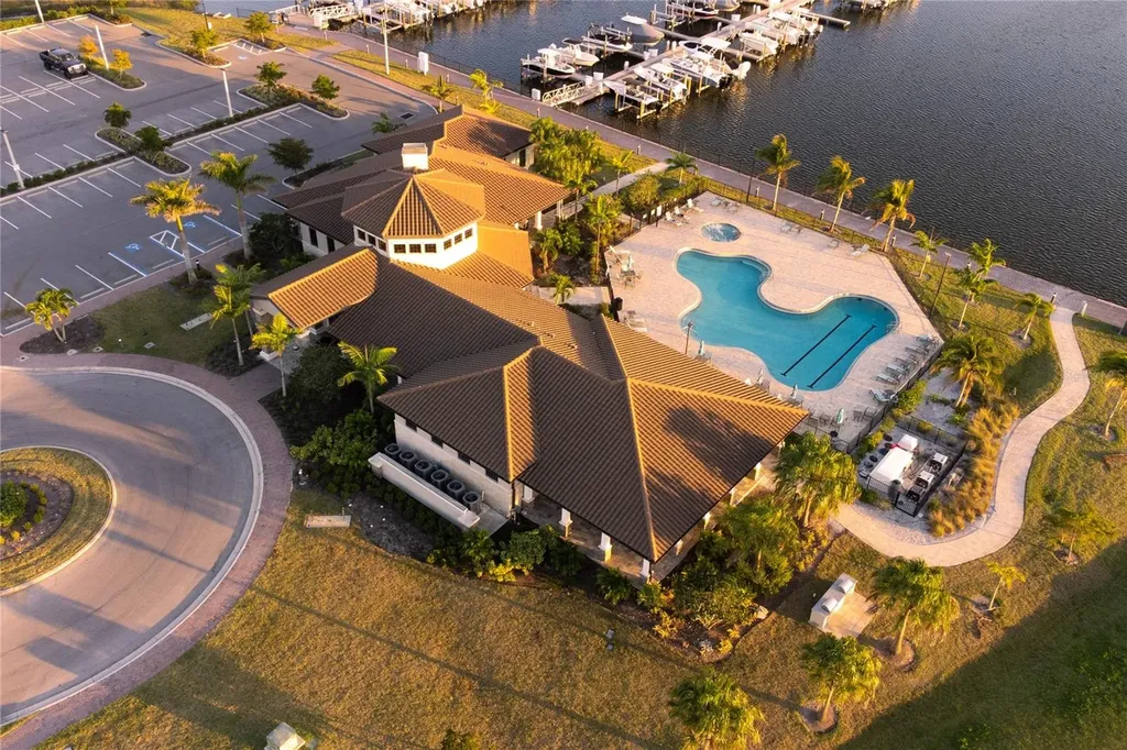 1905 4th Street E Palmetto FL 34221