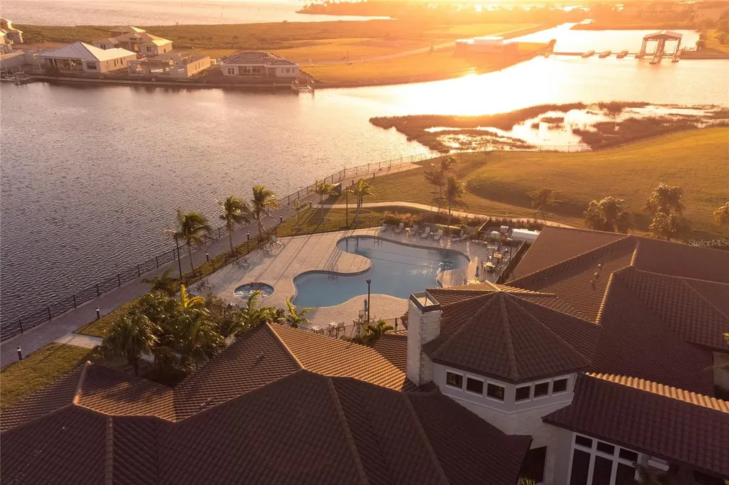 1905 4th Street E Palmetto FL 34221