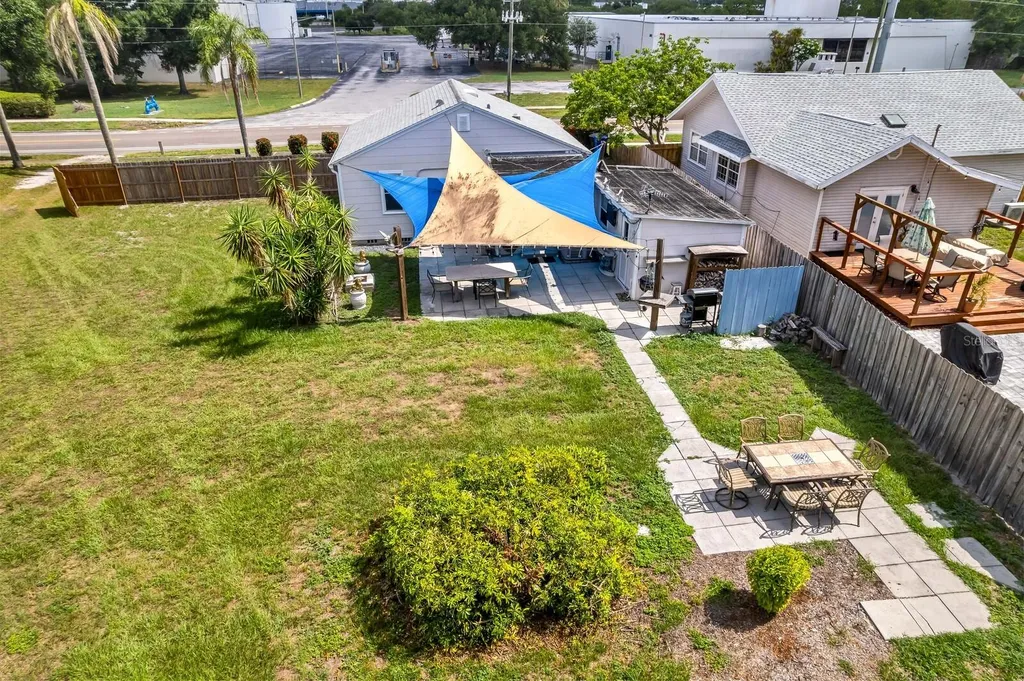 13TH Avenue N St Petersburg FL 33713