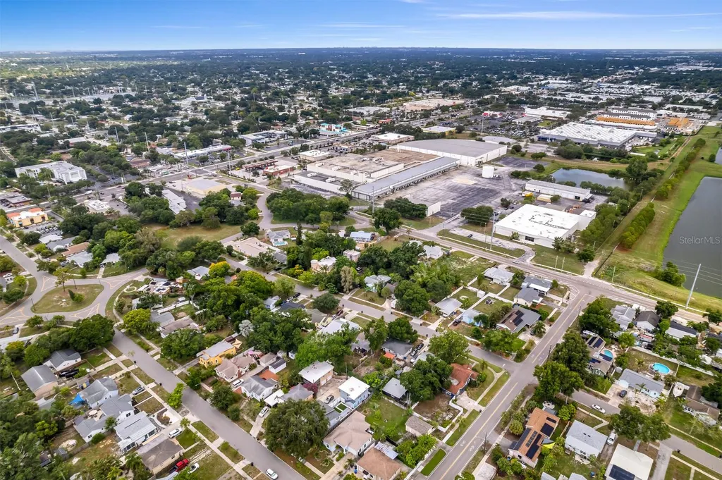 13TH Avenue N St Petersburg FL 33713