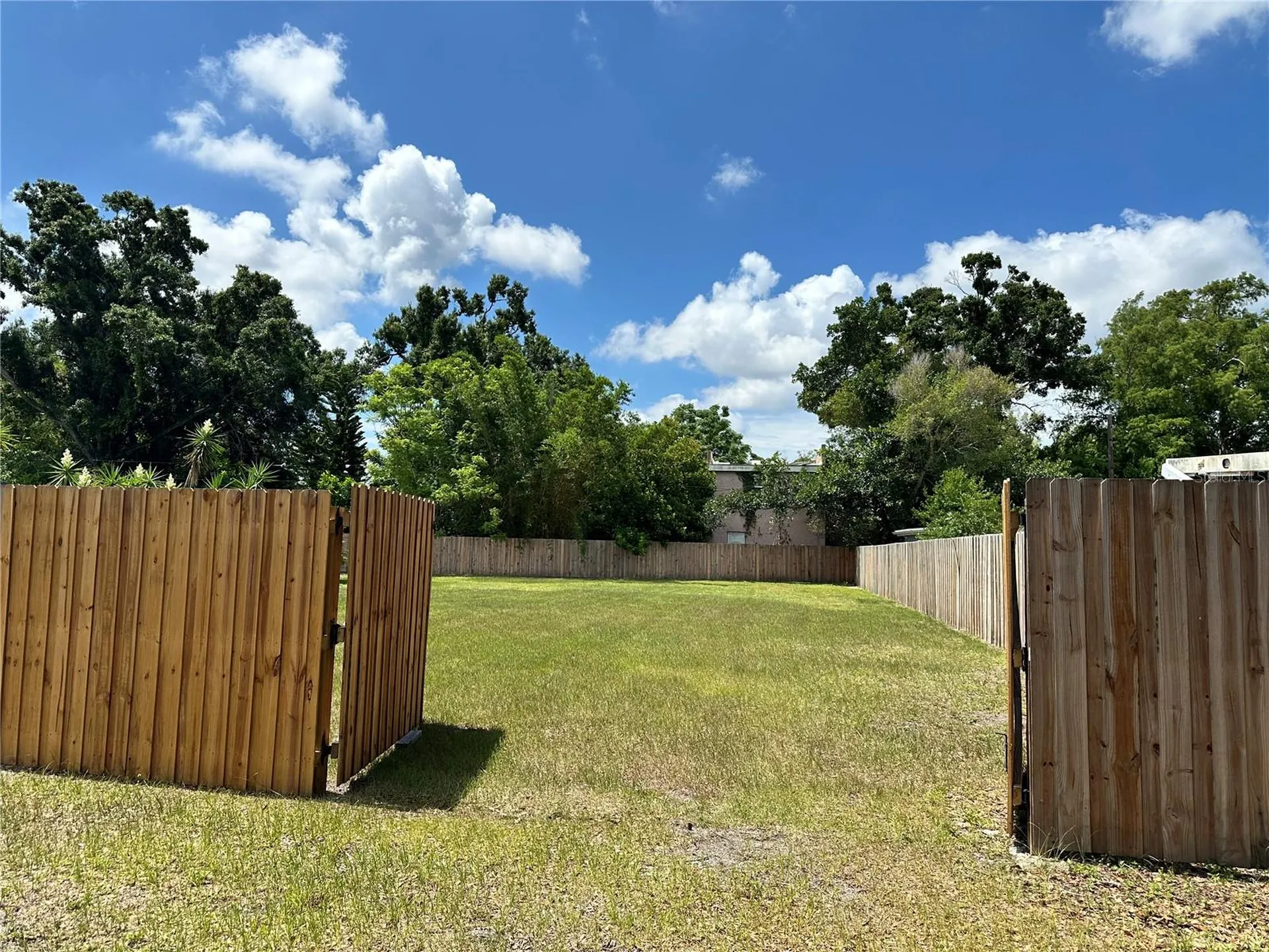 13TH Avenue N St Petersburg FL 33713