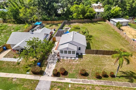 13TH Avenue N St Petersburg FL 33713
