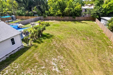 13TH Avenue N St Petersburg FL 33713