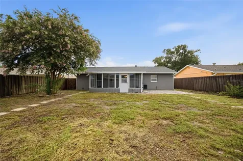 7941 Smoketree Court Largo FL 33773