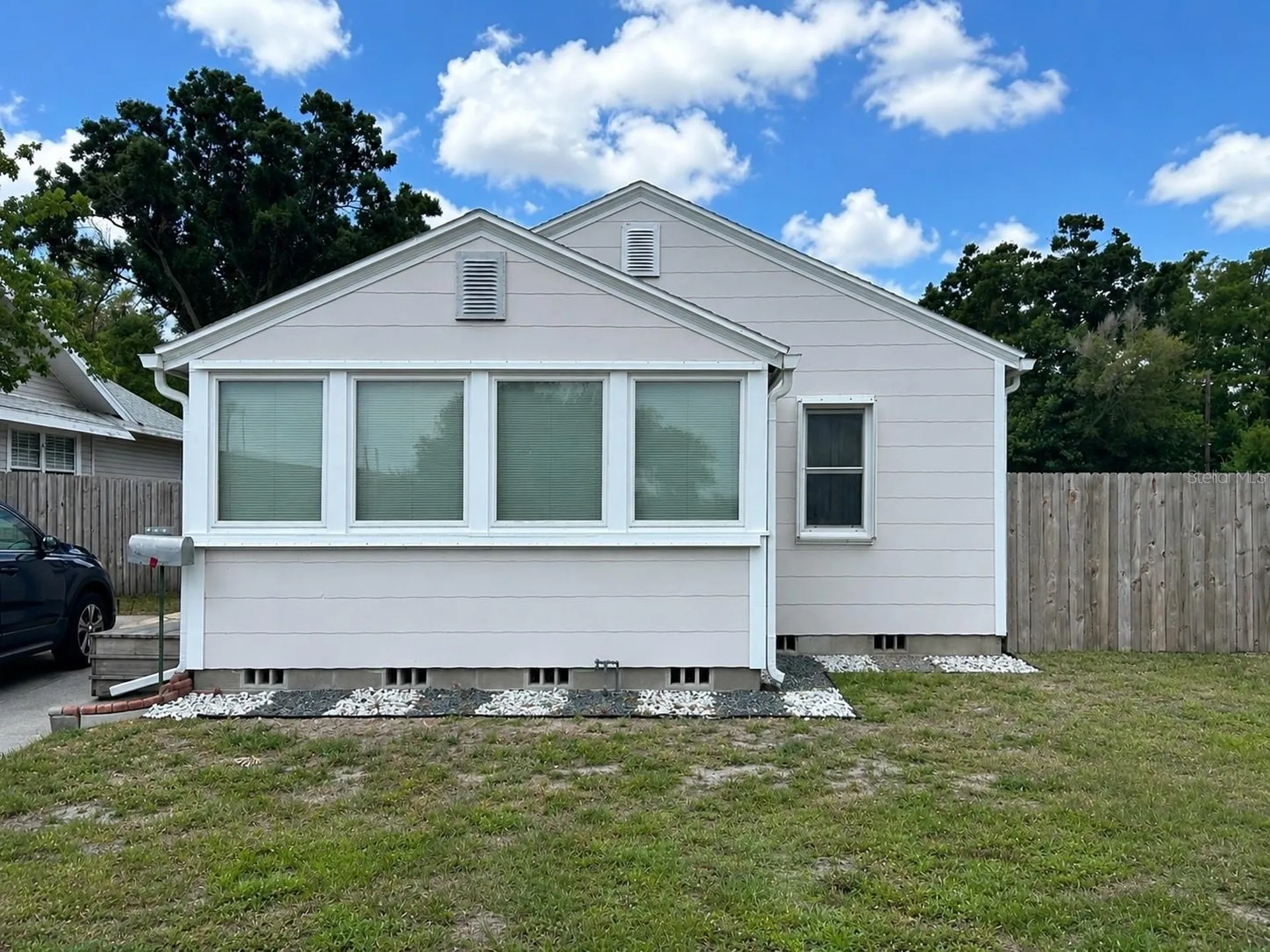 3152 13th Avenue N St Petersburg FL 33713