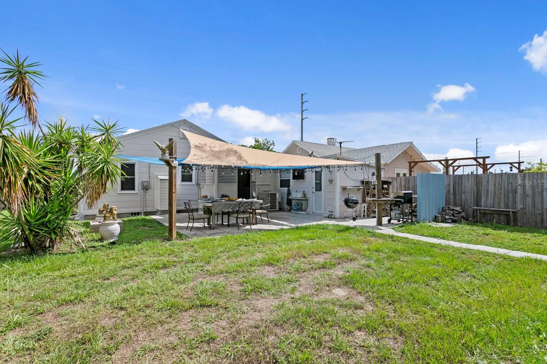 3152 13th Avenue N St Petersburg FL 33713
