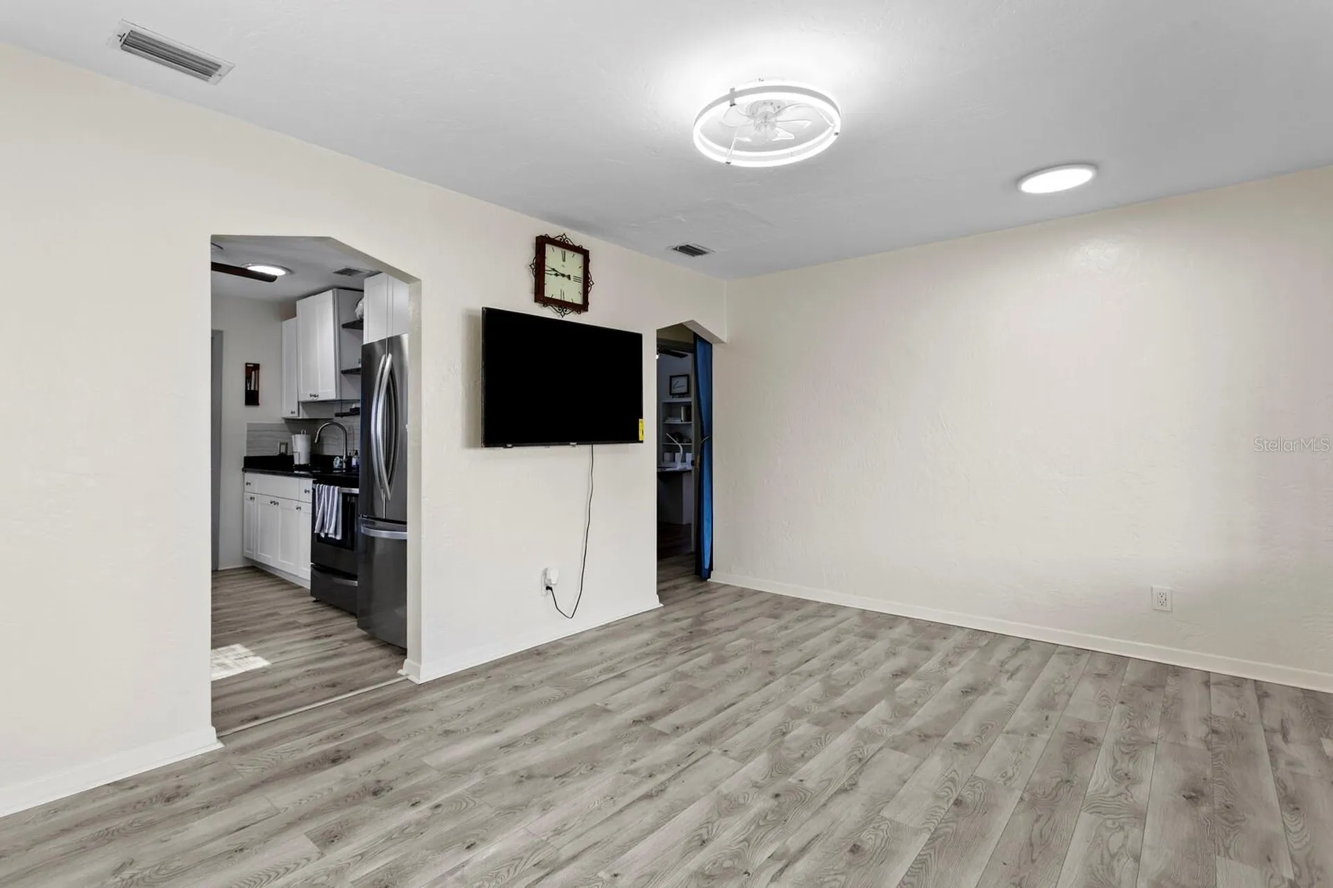 3152 13th Avenue N St Petersburg FL 33713