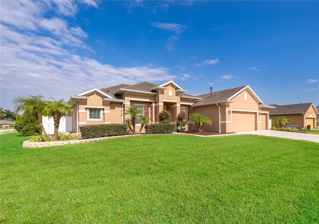 700 Elkhorn Fern Lane Deland FL 32720