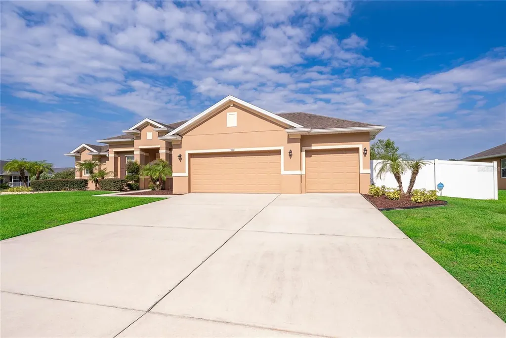 700 Elkhorn Fern Lane Deland FL 32720