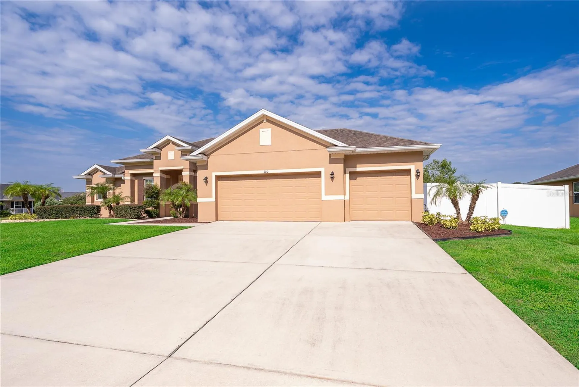 700 Elkhorn Fern Lane Deland FL 32720