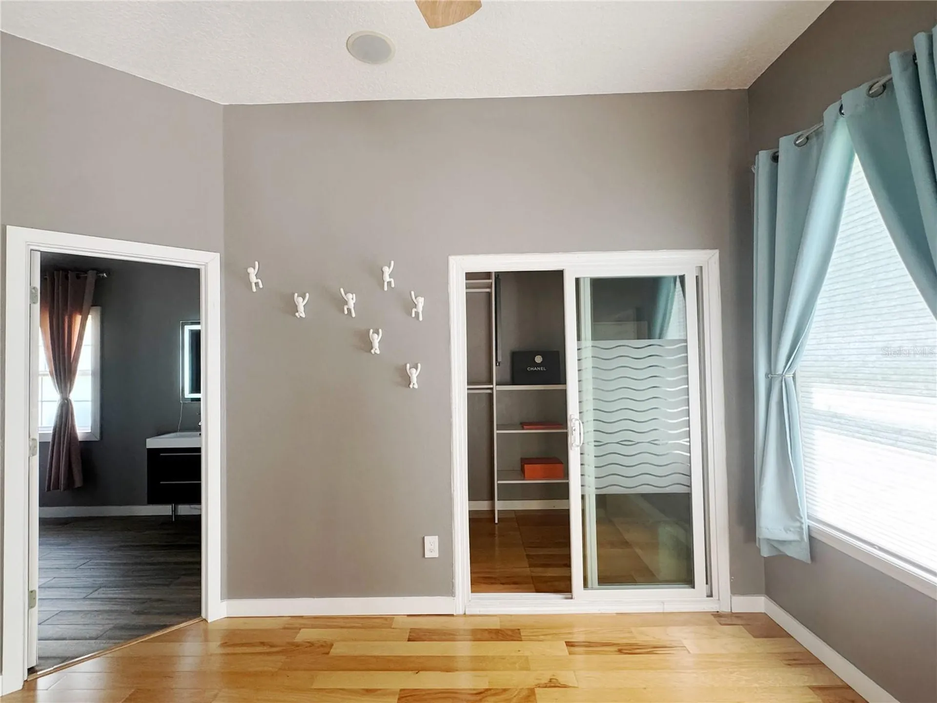824 Palm Cove Drive Orlando FL 32835