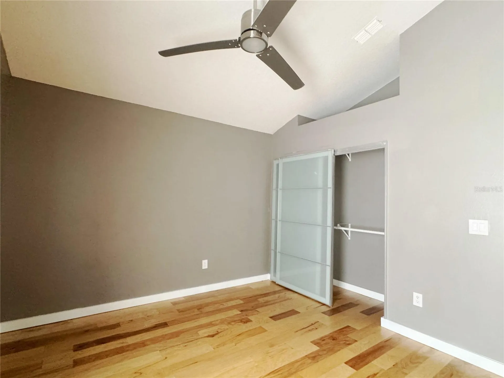 824 Palm Cove Drive Orlando FL 32835