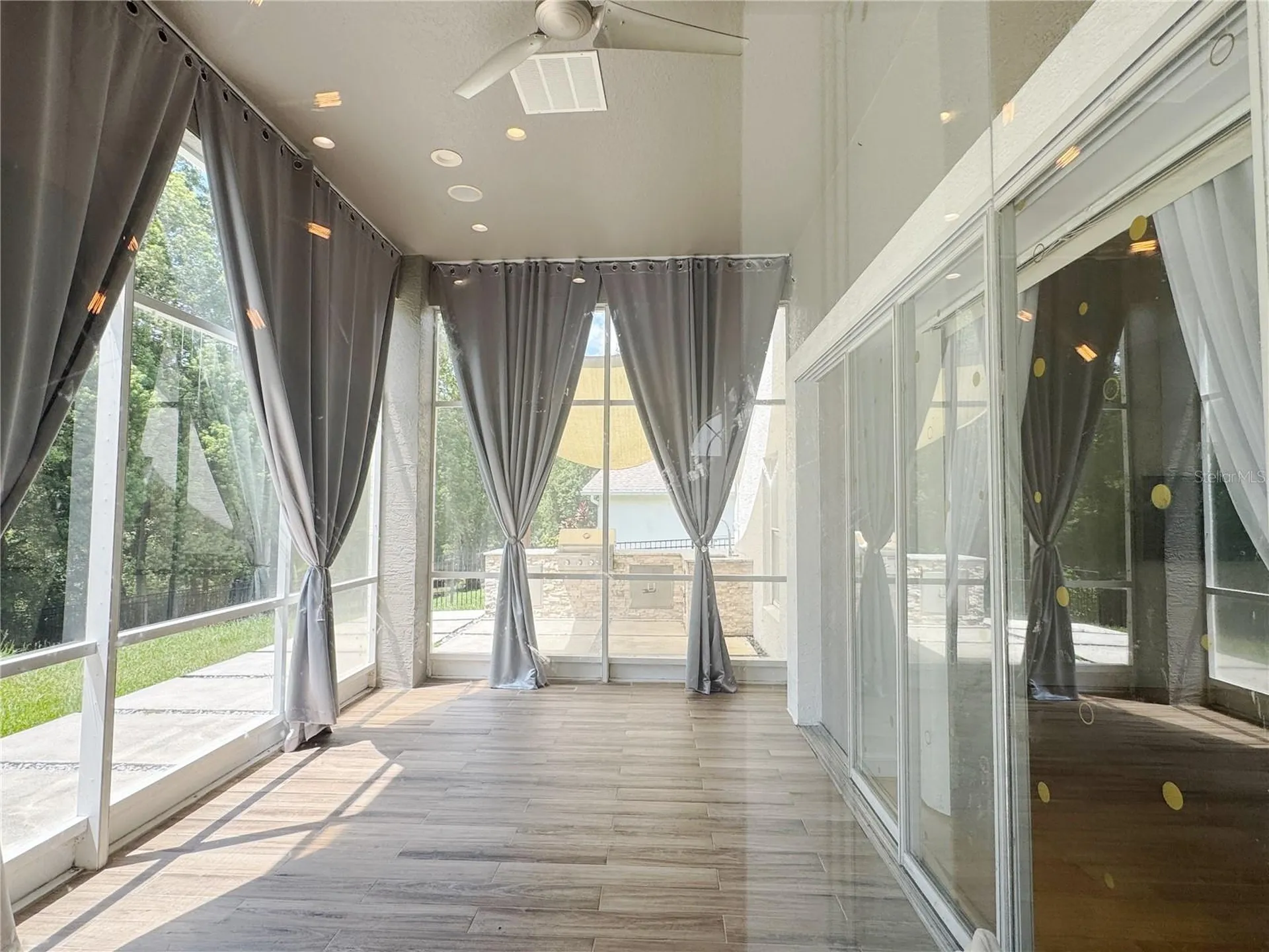 824 Palm Cove Drive Orlando FL 32835