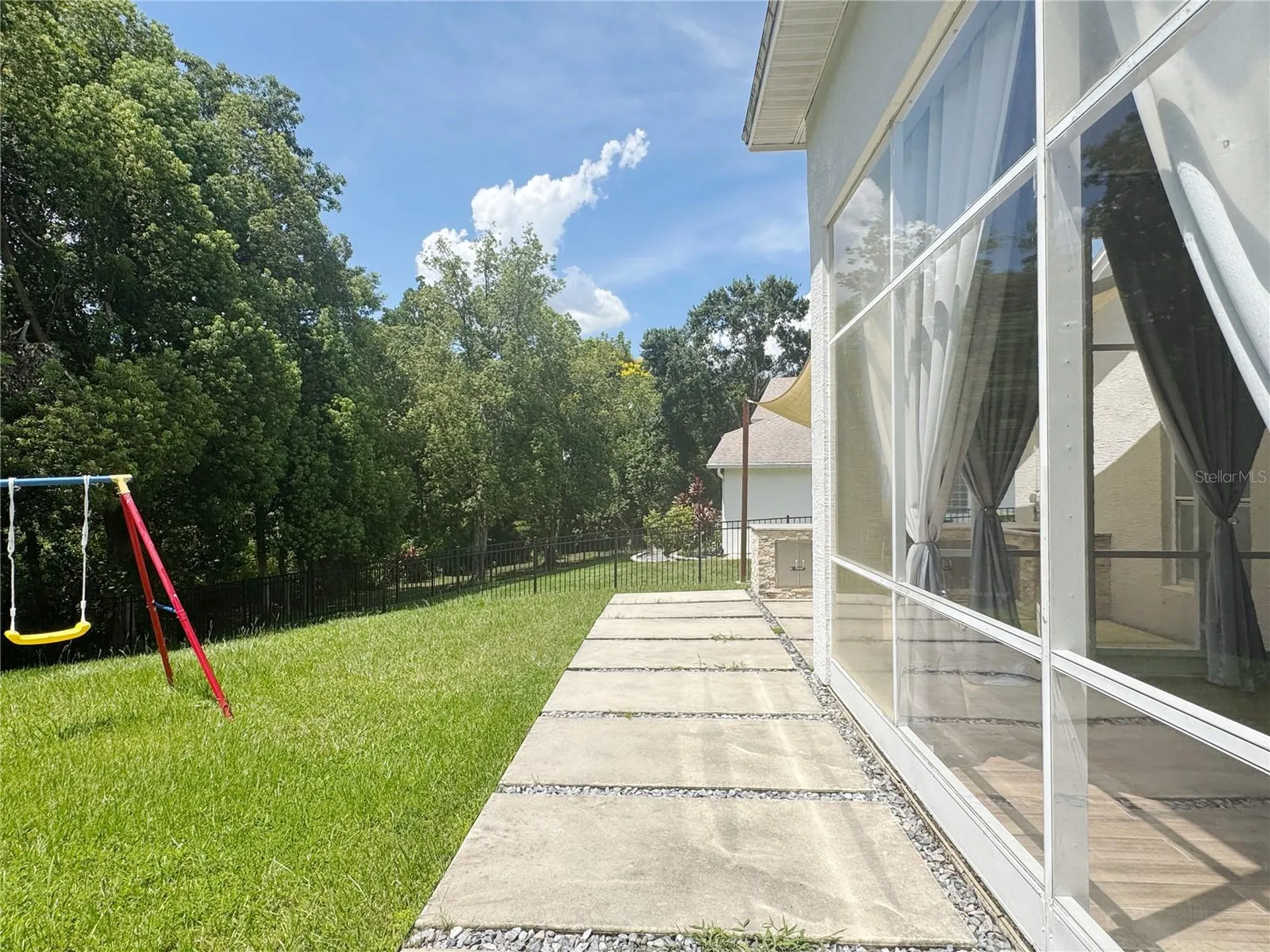 824 Palm Cove Drive Orlando FL 32835