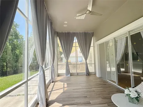 824 Palm Cove Drive Orlando FL 32835