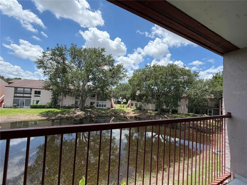 2562 Lakeway Branch Drive Orlando FL 32839
