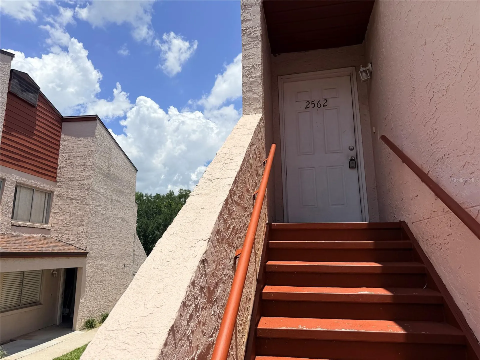 2562 Lakeway Branch Drive Orlando FL 32839