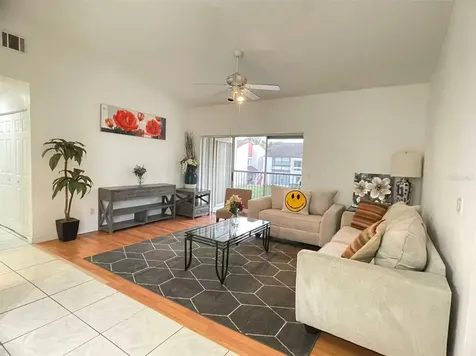2562 Lakeway Branch Drive Orlando FL 32839