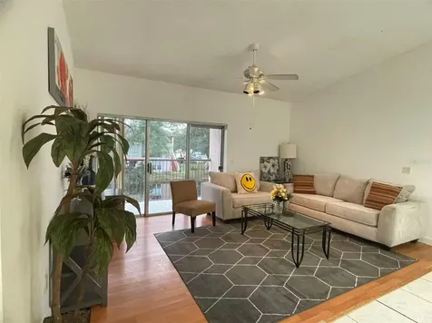 2562 Lakeway Branch Drive Orlando FL 32839