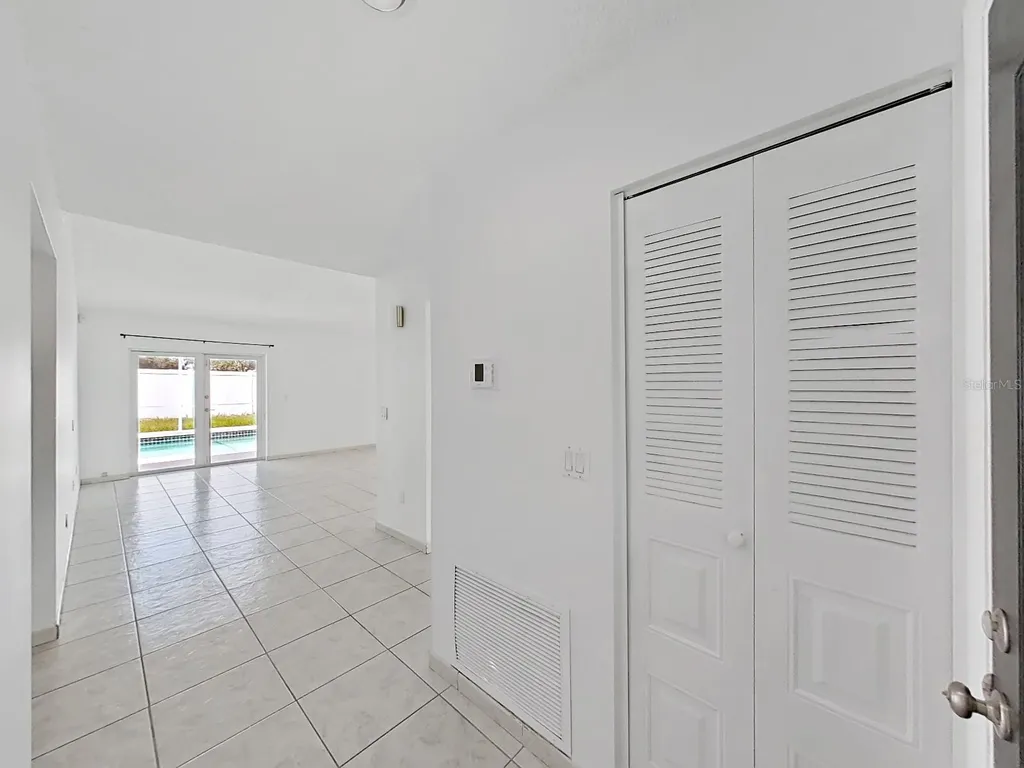 10902 Wingate Drive Tampa FL 33624