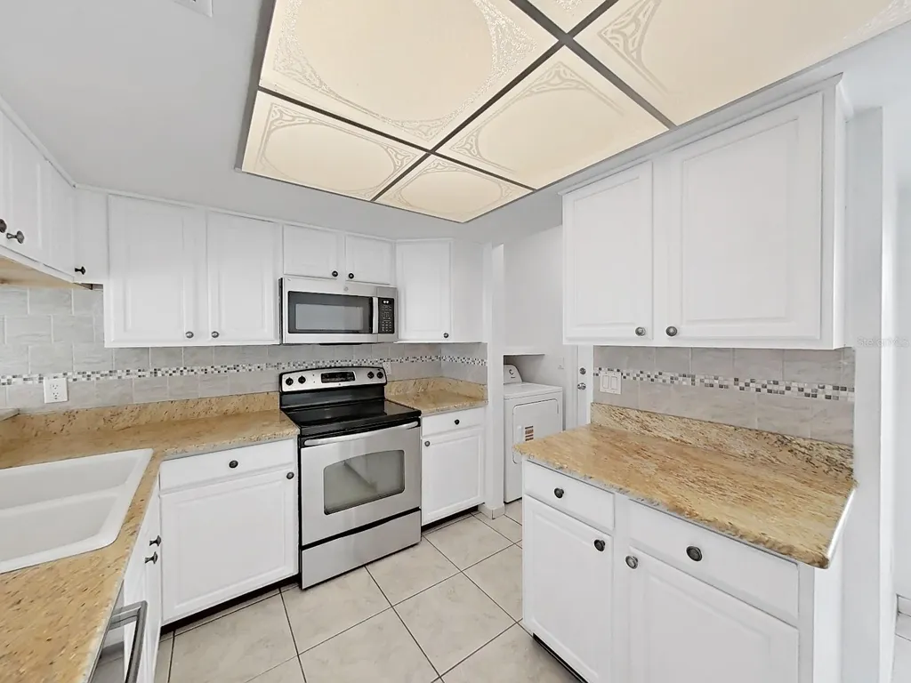10902 Wingate Drive Tampa FL 33624