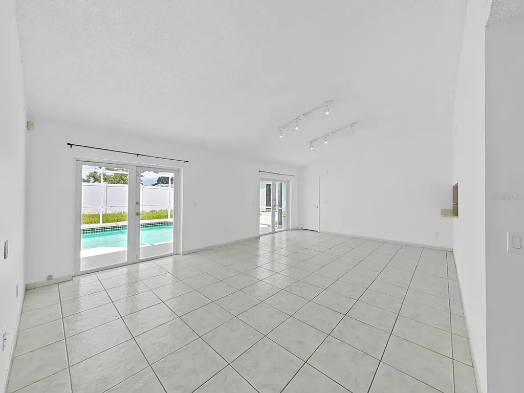 10902 Wingate Drive Tampa FL 33624