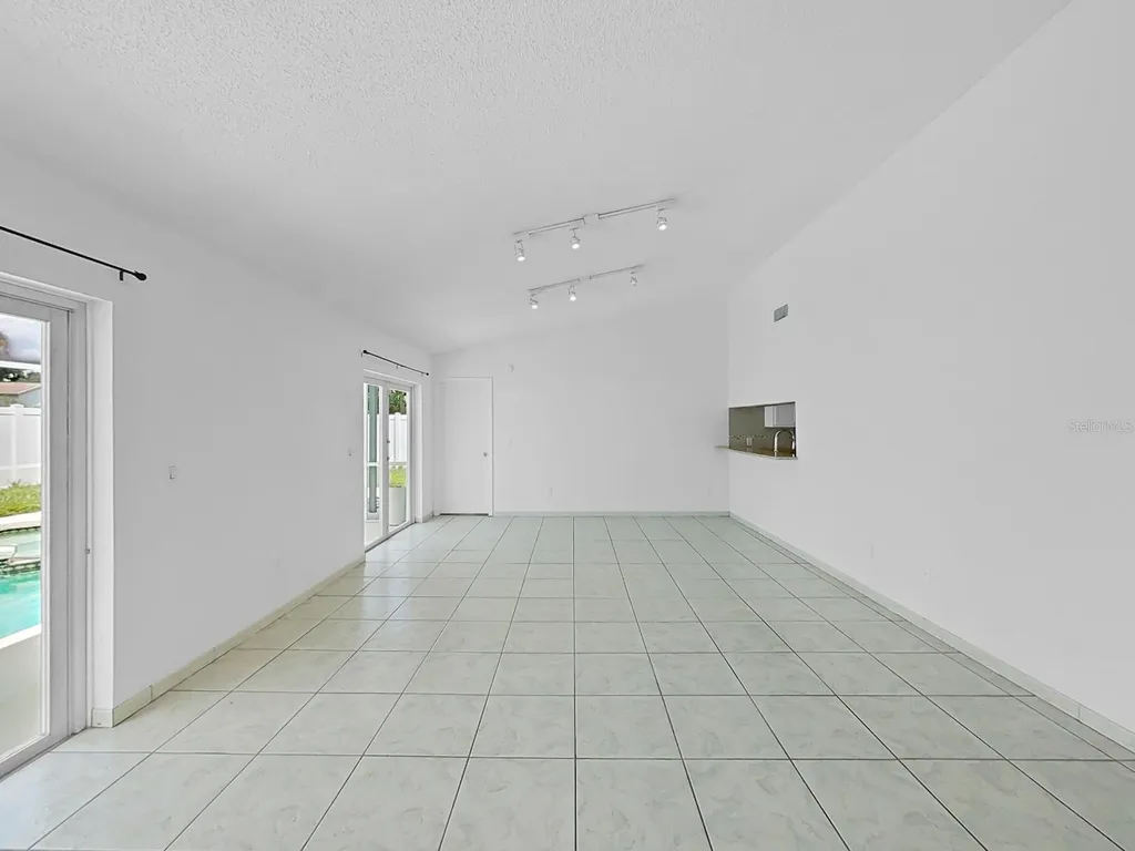 10902 Wingate Drive Tampa FL 33624