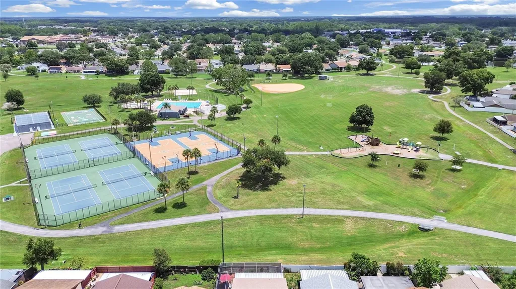 10902 Wingate Drive Tampa FL 33624