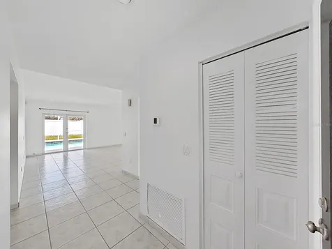 10902 Wingate Drive Tampa FL 33624